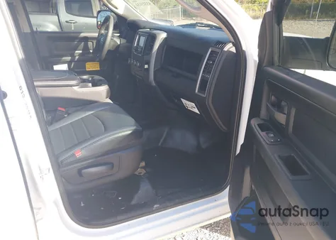 2022 Ram 1500 Classic Tradesman 4X4 5'7 Box z USA, uszkodzony, nr VIN 1C6RR7KGXNS224329